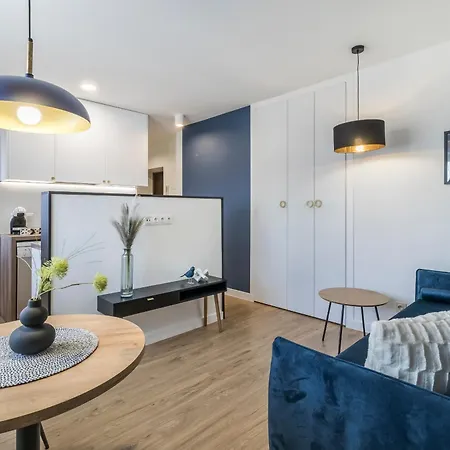 Apartment Nowolipie Blue Warschau